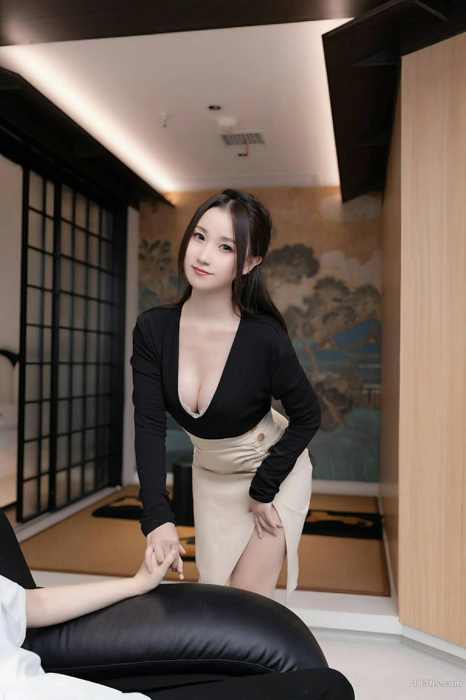 [XIUREN秀人网] 2025.07.23 No.10576 杏子Yada-第5张图片-宅男套图吧