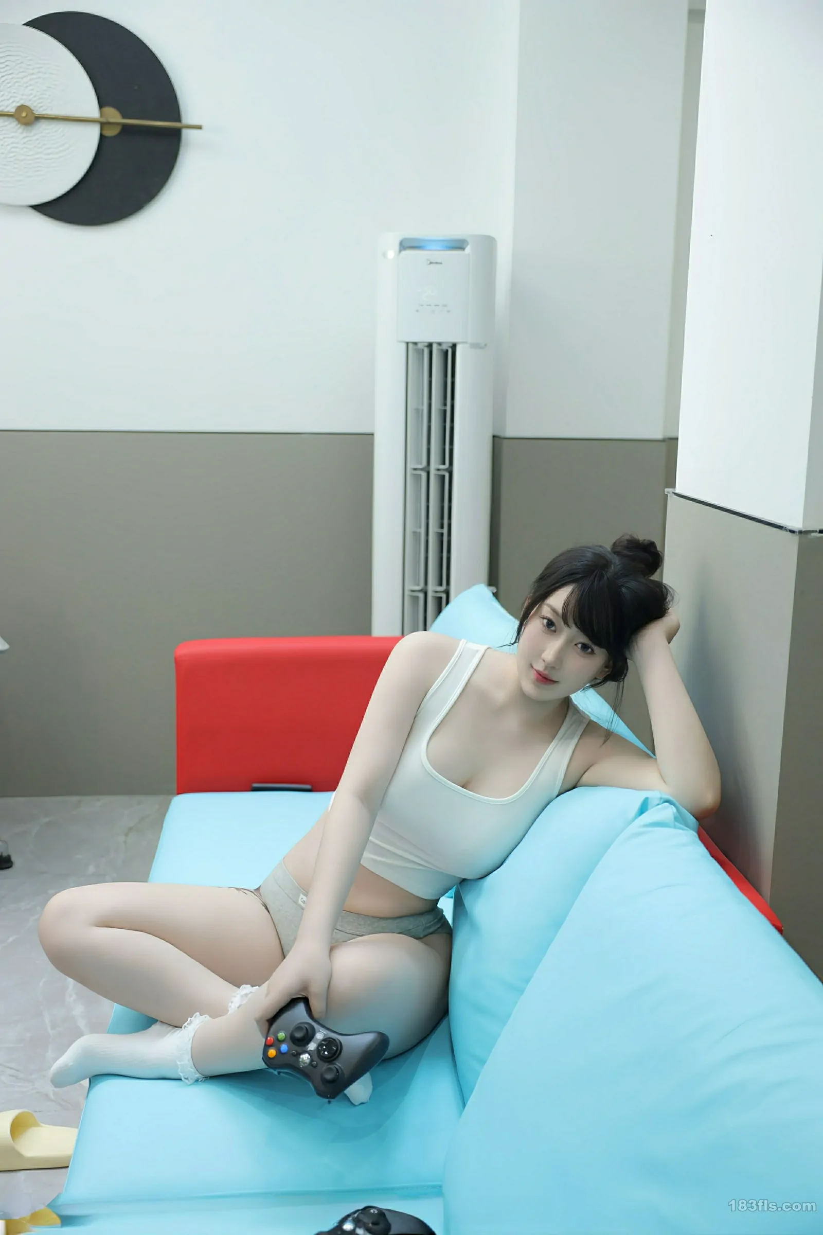 [XIUREN秀人网] 2025.08.21 No.10676 李沁恩lrene-第4张图片-宅男套图吧
