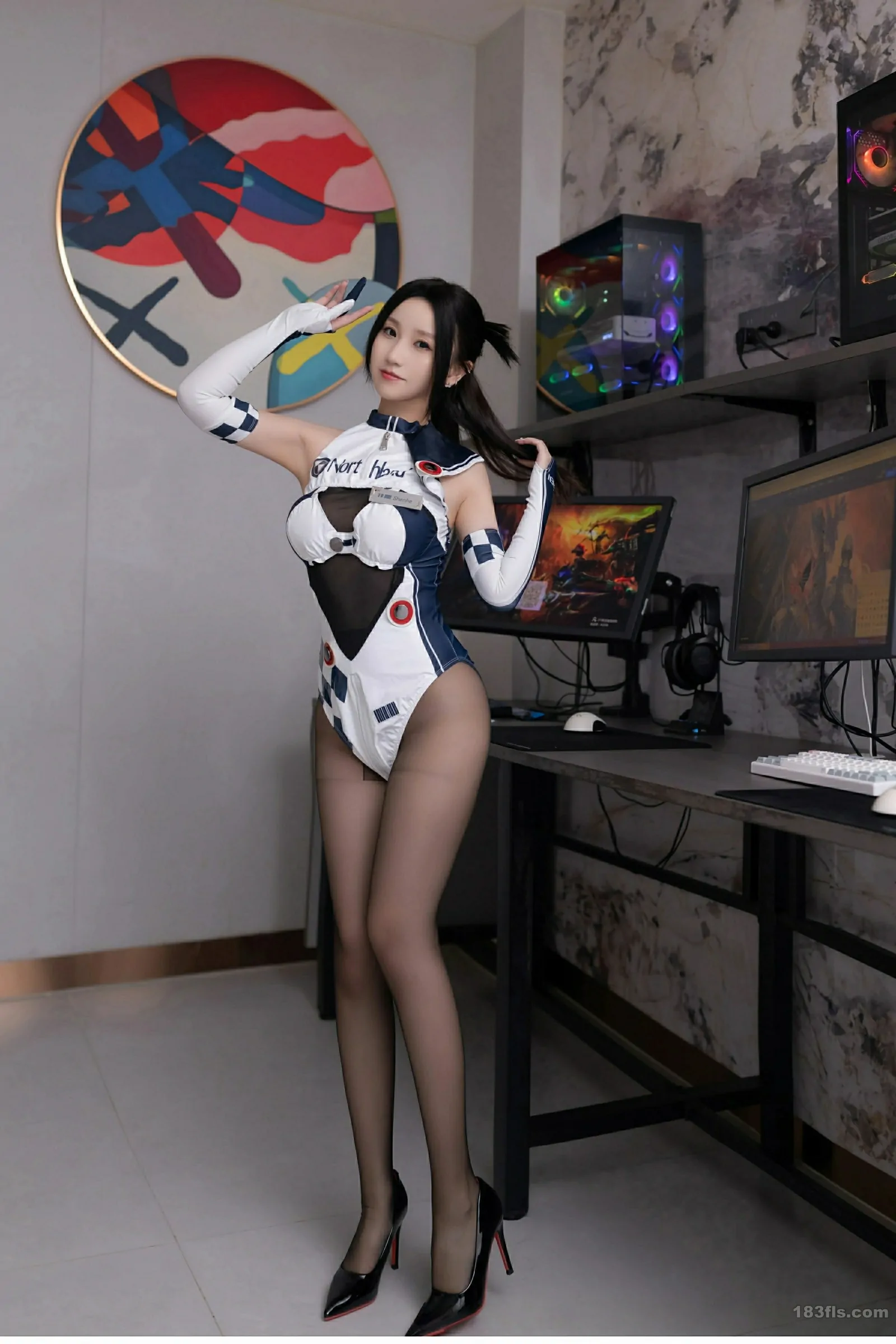 [XIUREN秀人网] 2025.09.03 No.10723 杏子Yada-第5张图片-宅男套图吧