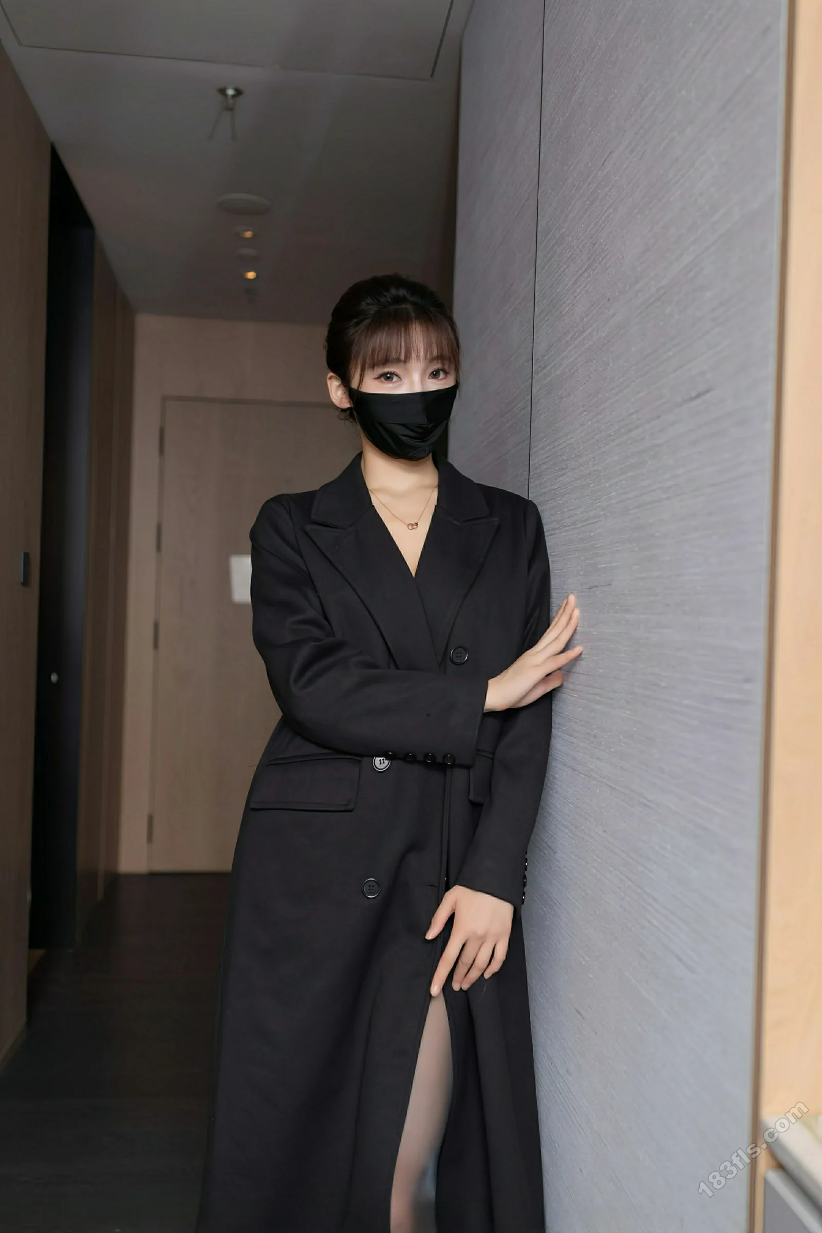 [XIUREN秀人网] 2025.10.16 No.10880 陆萱萱-第2张图片-宅男套图吧