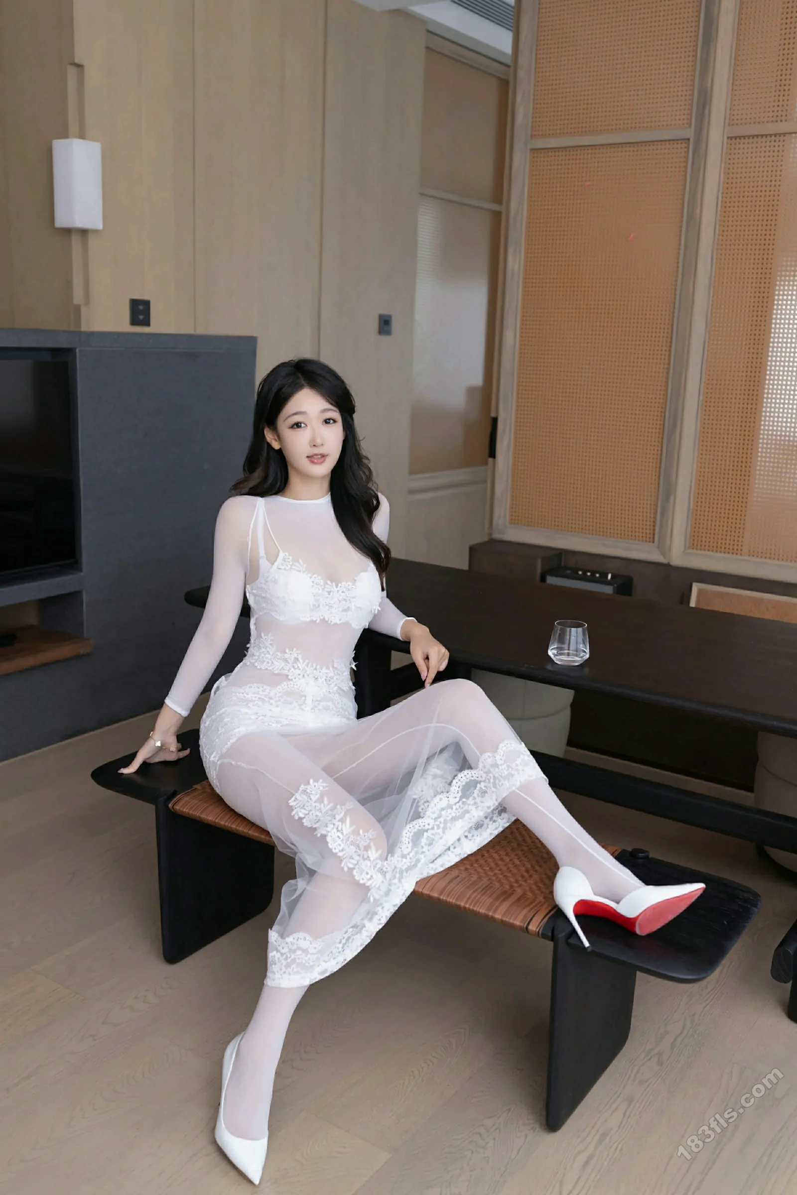 [XIUREN秀人网] 2025.10.20 No.10892 唐安琪-第2张图片-宅男套图吧