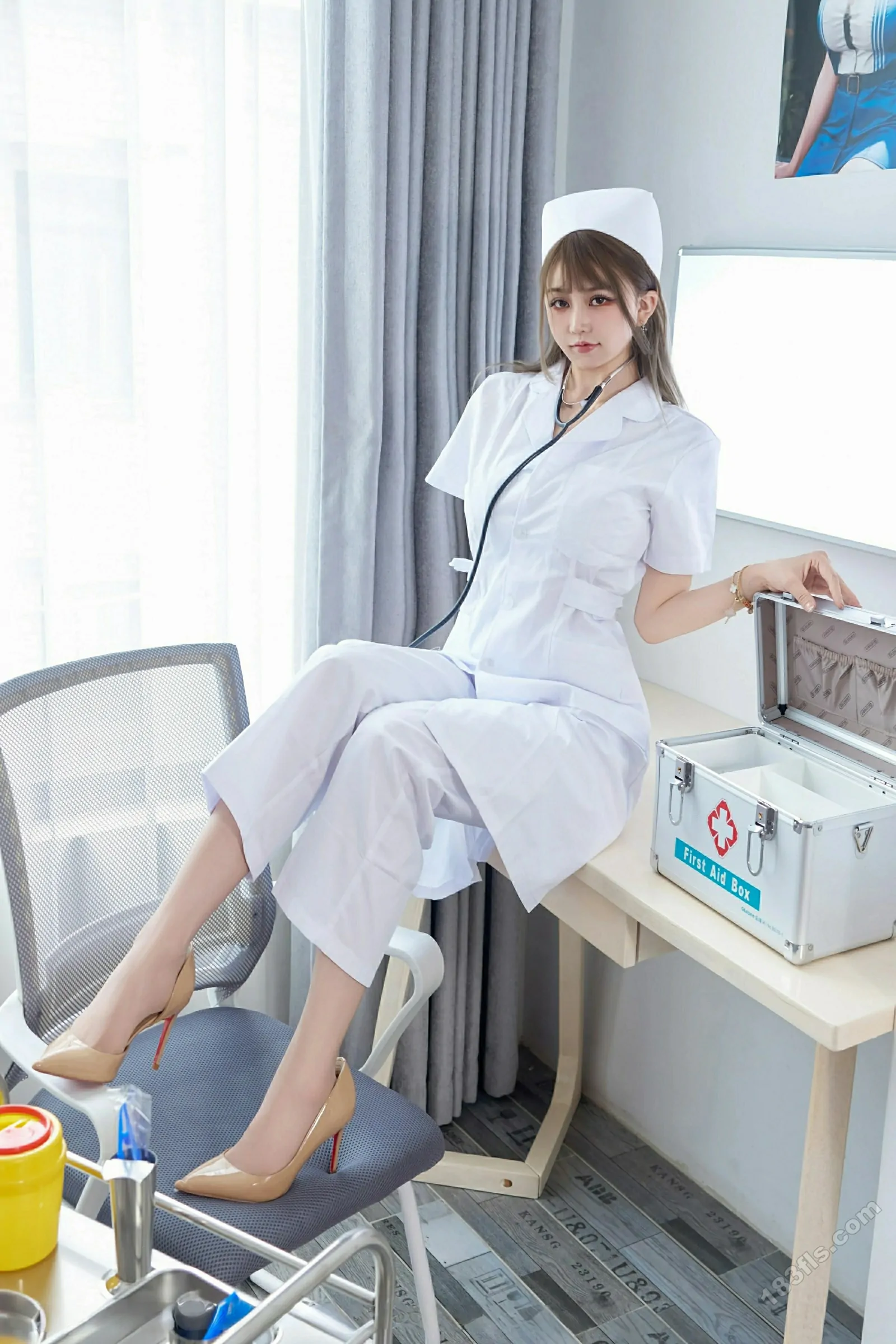 [XIUREN秀人网] 2025.10.22 No.10896 Zoe柚柚-第6张图片-宅男套图吧