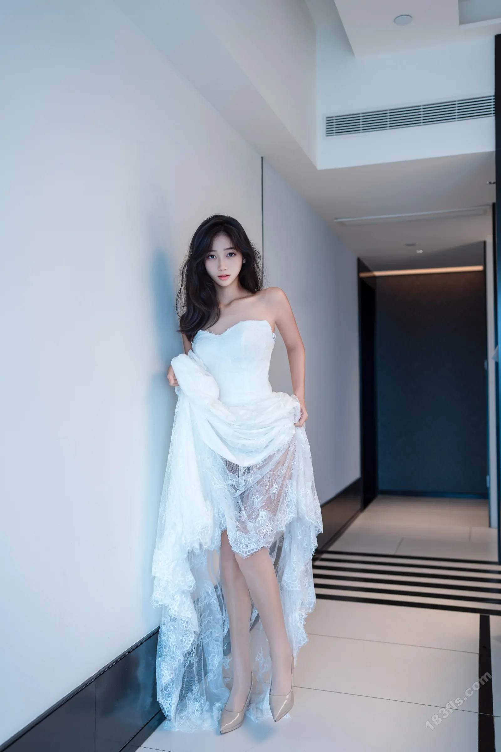 xiuren秀人网福利时安安大尺度私拍写真白纱-第4张图片-宅男套图吧