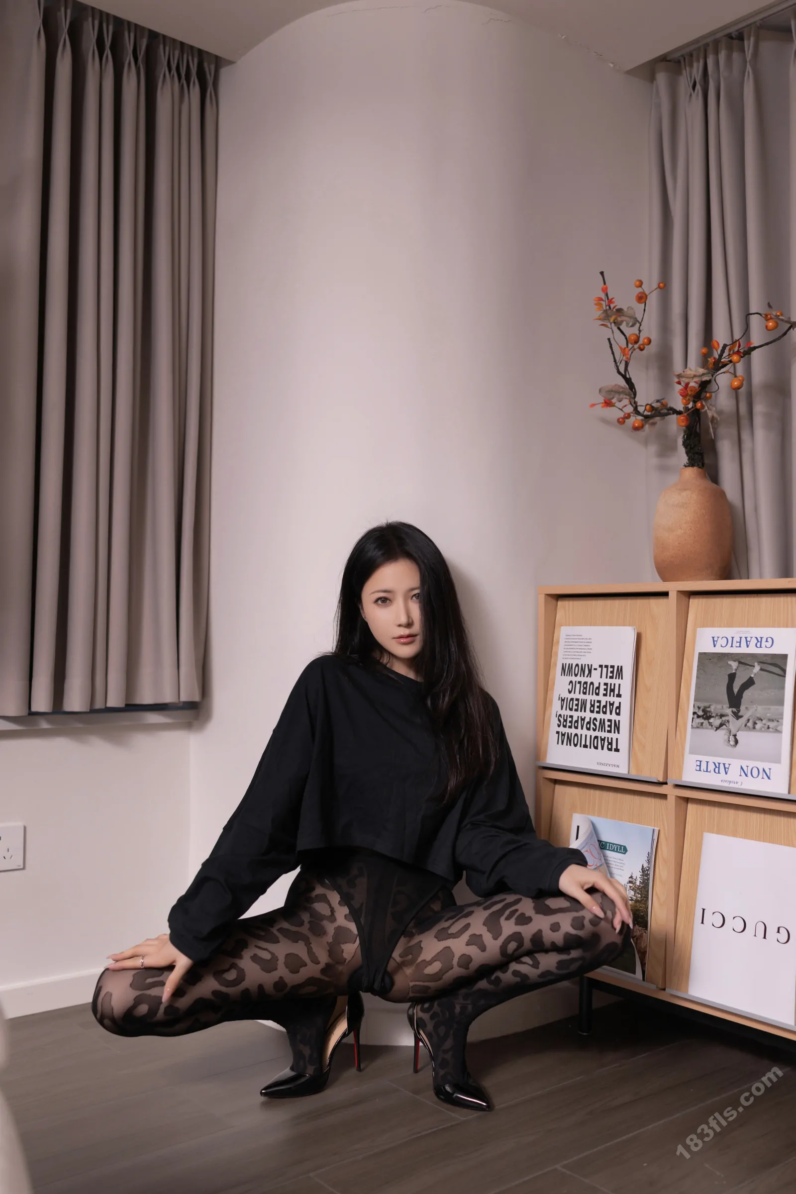 xiuren秀人网福利鱼子酱Fish大尺度私拍写真性感的丝-第5张图片-宅男套图吧 xiuren秀人网福利鱼子酱Fish大尺度私拍写真性感的丝-第5张图片-宅男套图吧