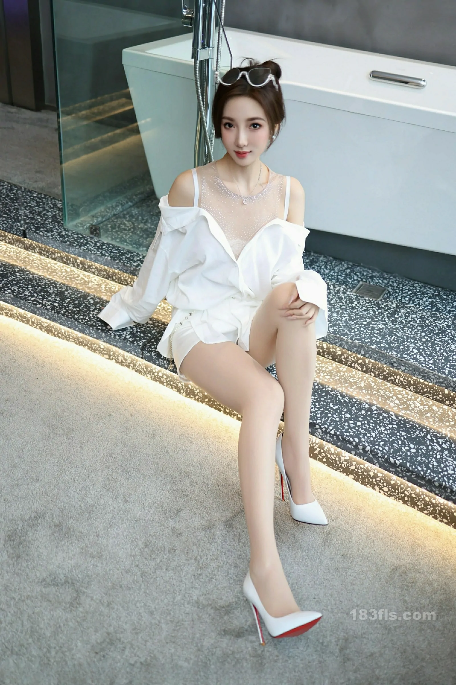 [YOUMI尤蜜荟] 2025.11.07 VOL.1177 Twins-桃桃-第6张图片-宅男套图吧