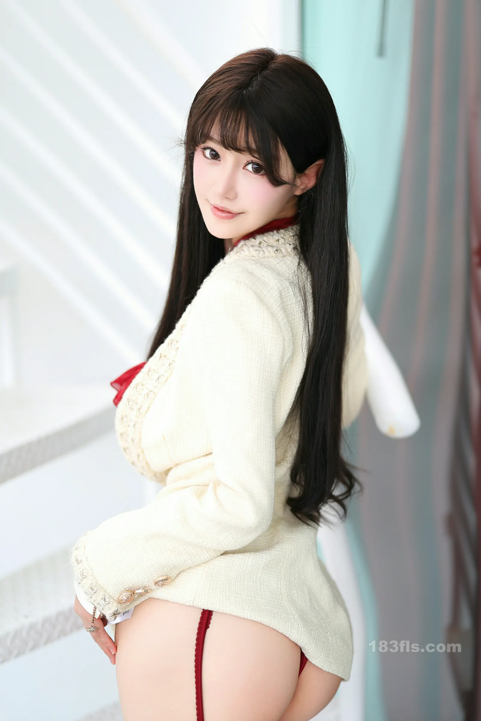 xiuren秀人网福利朱可儿Flora大尺度私拍写真红色情趣-第5张图片-宅男套图吧