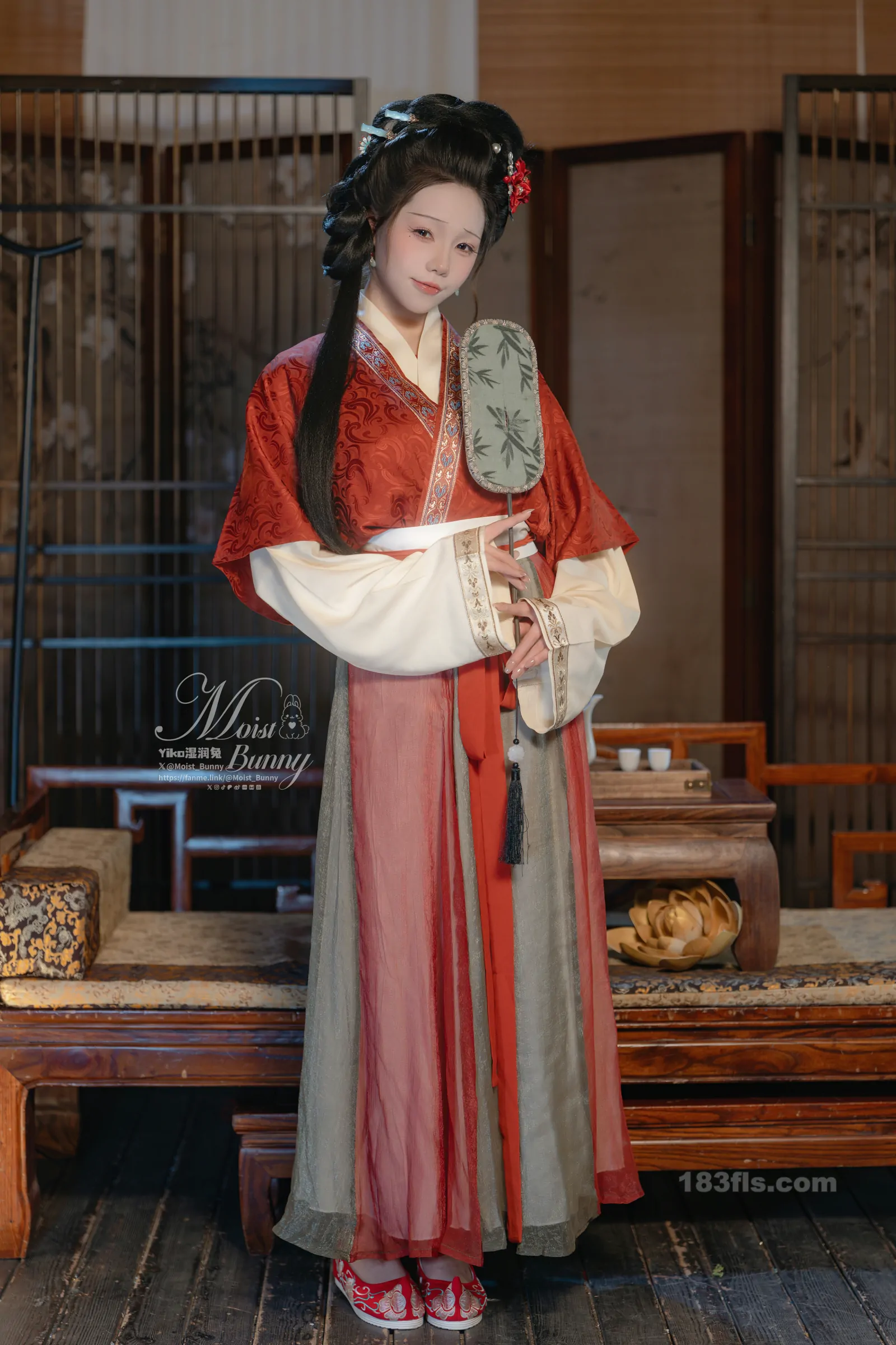 咬一口兔娘(Yiko湿润兔) – 快马加鞭·金莲迎春-第4张图片-宅男套图吧