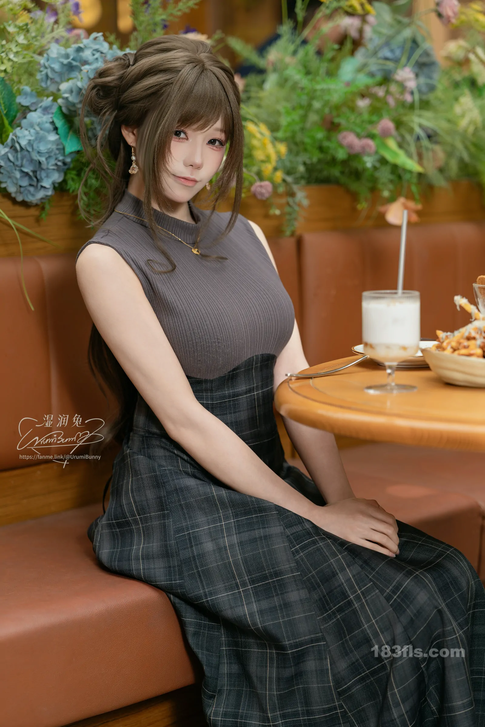 咬一口兔娘 - 2026年05月 网友的一日约会-第3张图片-宅男套图吧