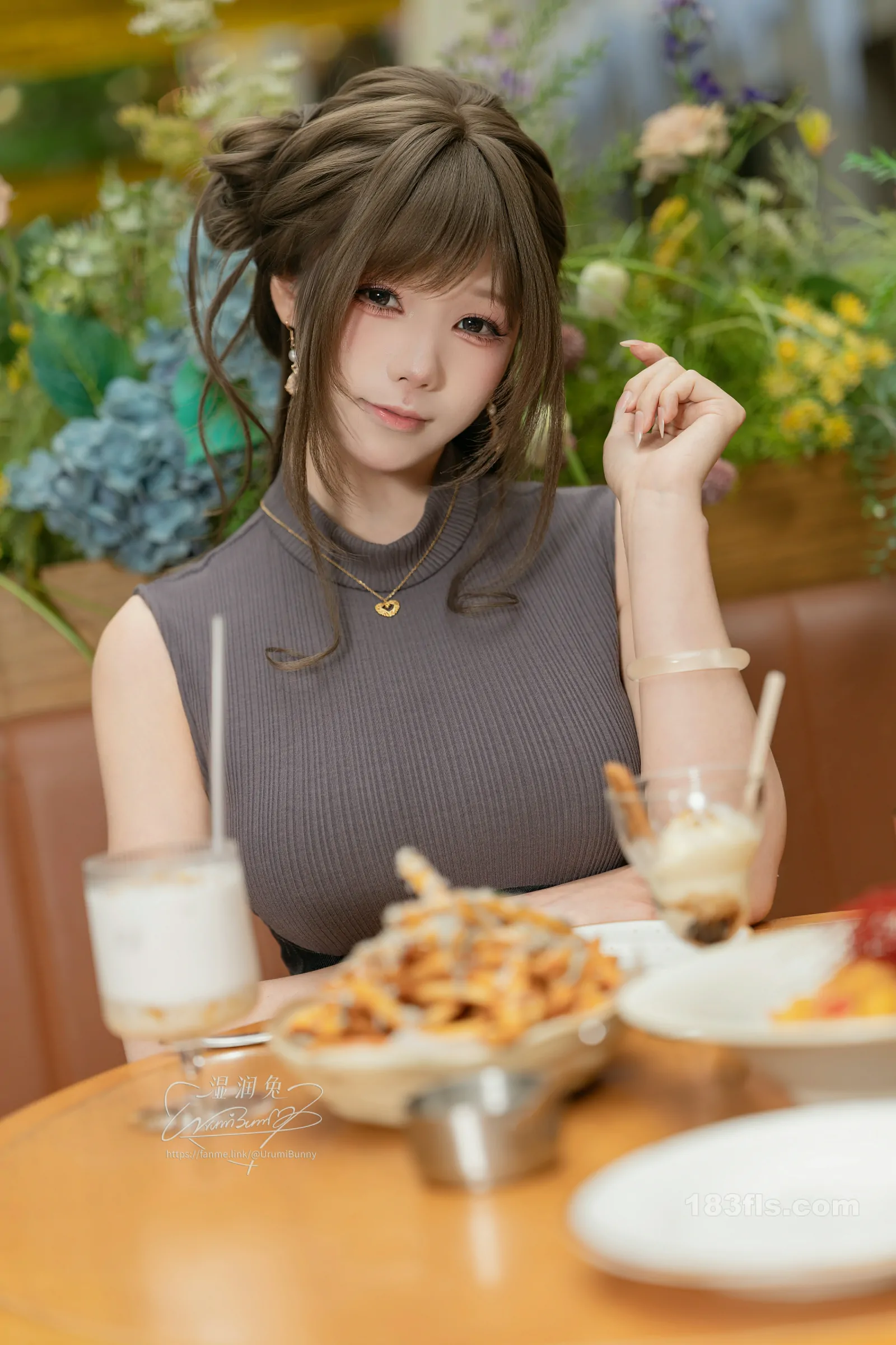 咬一口兔娘 - 2026年05月 网友的一日约会-第5张图片-宅男套图吧
