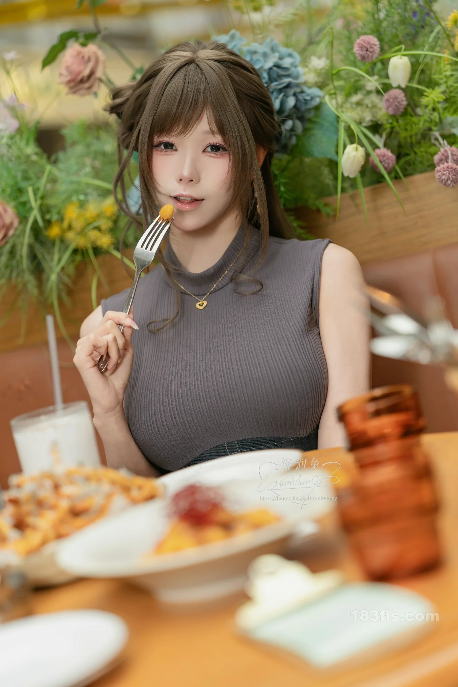 咬一口兔娘 - 2026年05月 网友的一日约会-第6张图片-宅男套图吧