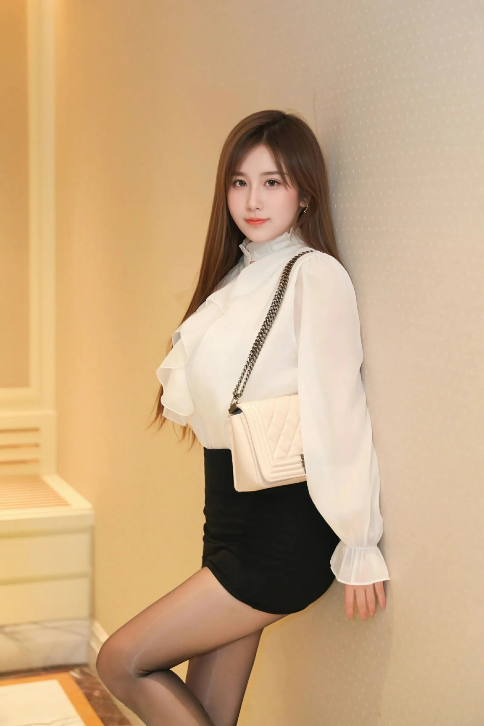 [XIUREN秀人网] 2025.05.29 No.10342 小肉肉咪-第4张图片-宅男套图吧