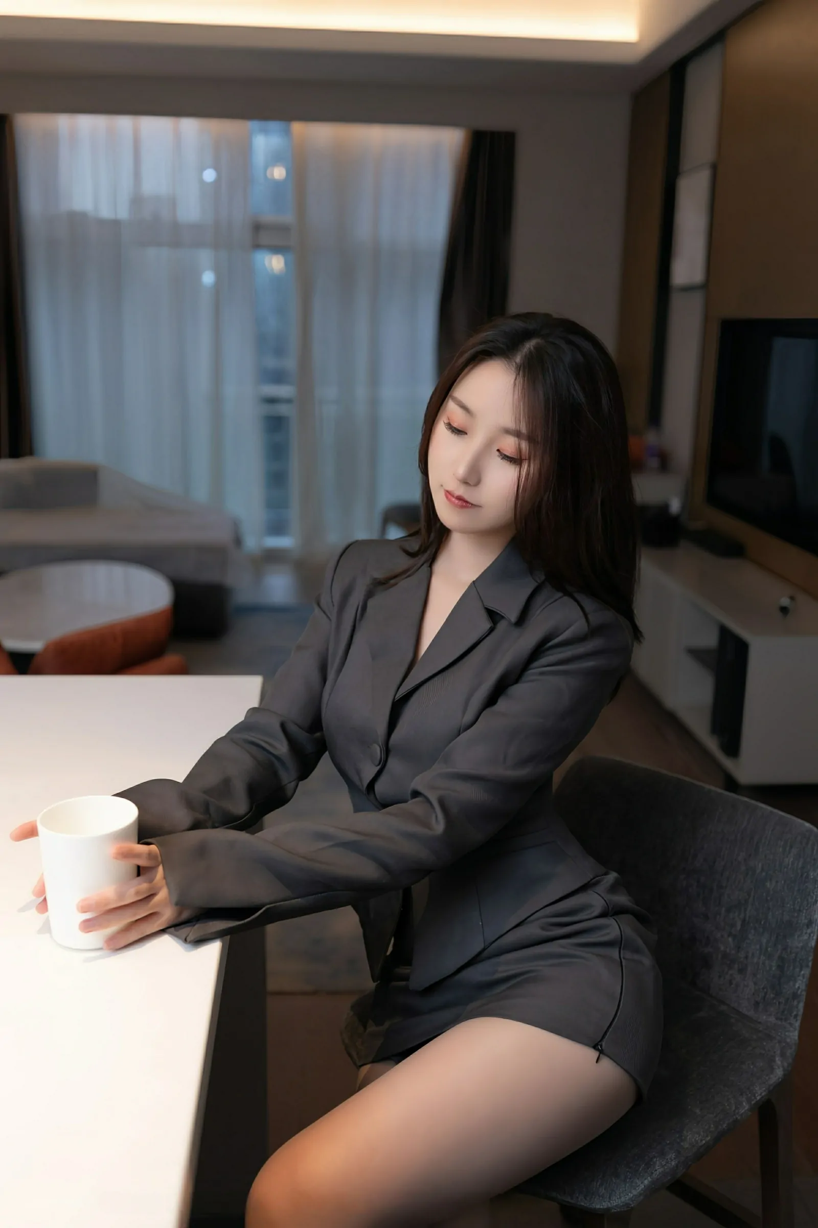 [XIUREN秀人网] 2025.07.02 No.10497 杏子Yada-第6张图片-宅男套图吧