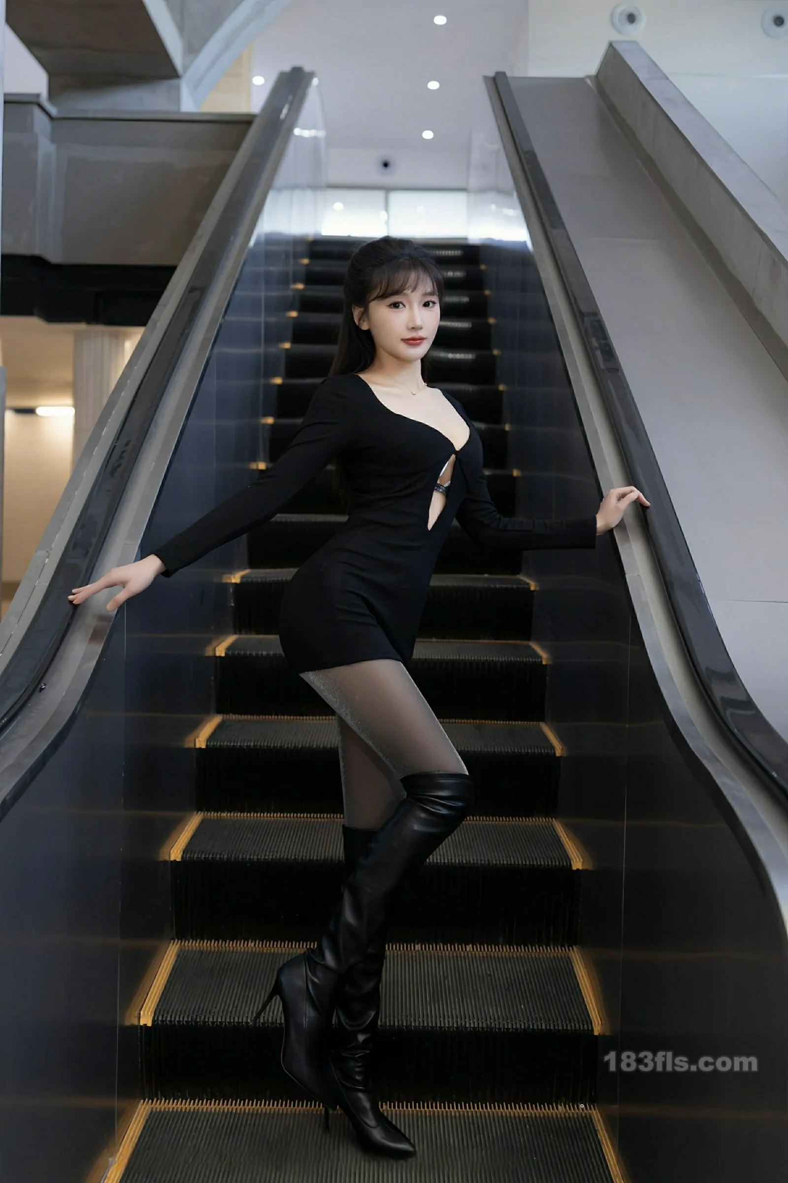 [XiuRen秀人网] 2026.01.15 No.11236 陆萱萱-第2张图片-宅男套图吧