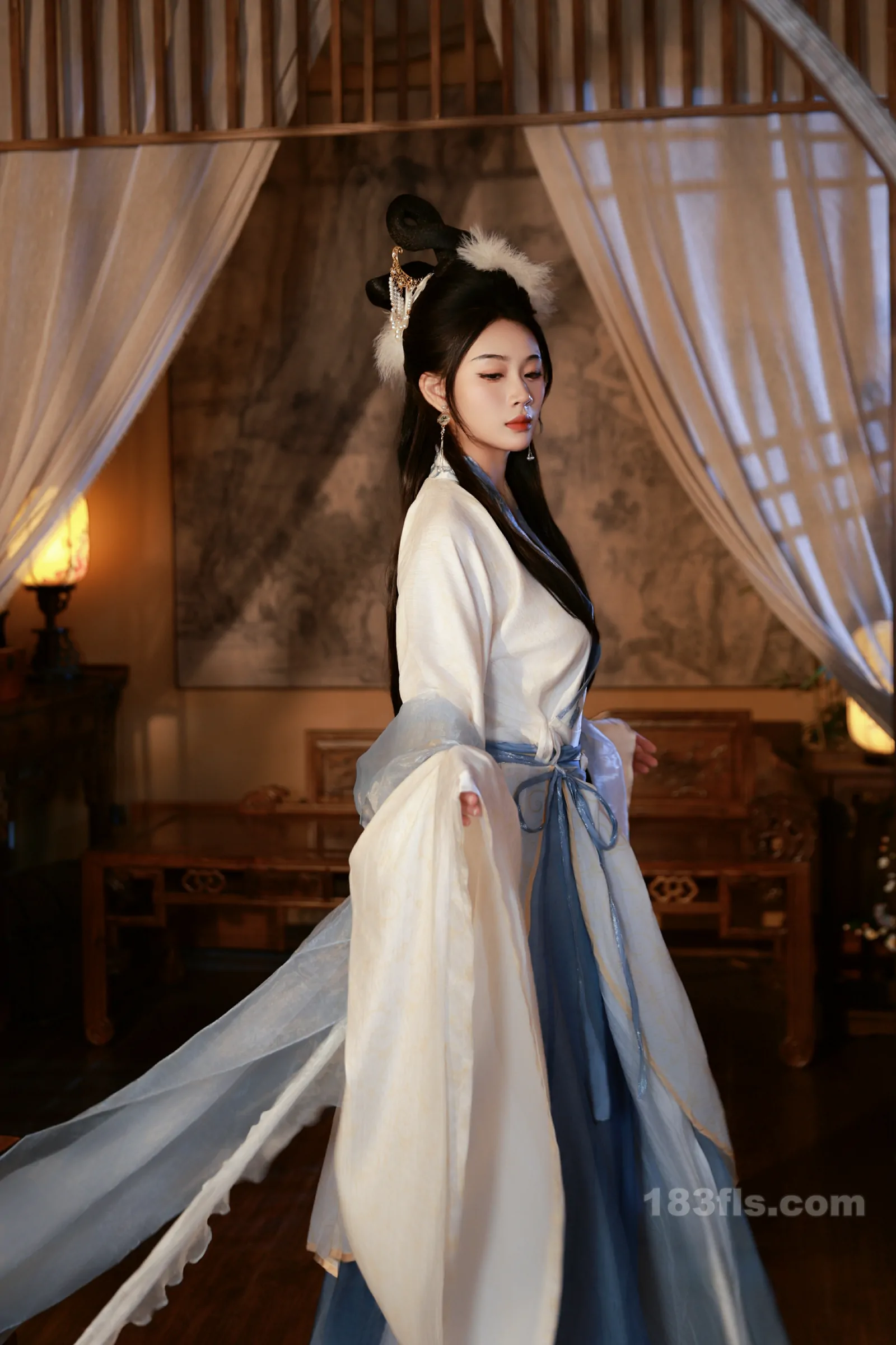 xiuren秀人网福利南乔大尺度私拍写真古装血滴子-第6张图片-宅男套图吧