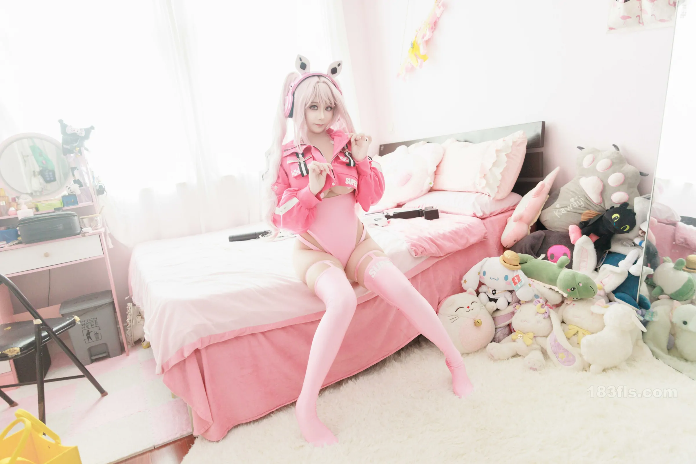 阿雪雪 - 爱丽丝泳装-第3张图片-宅男套图吧