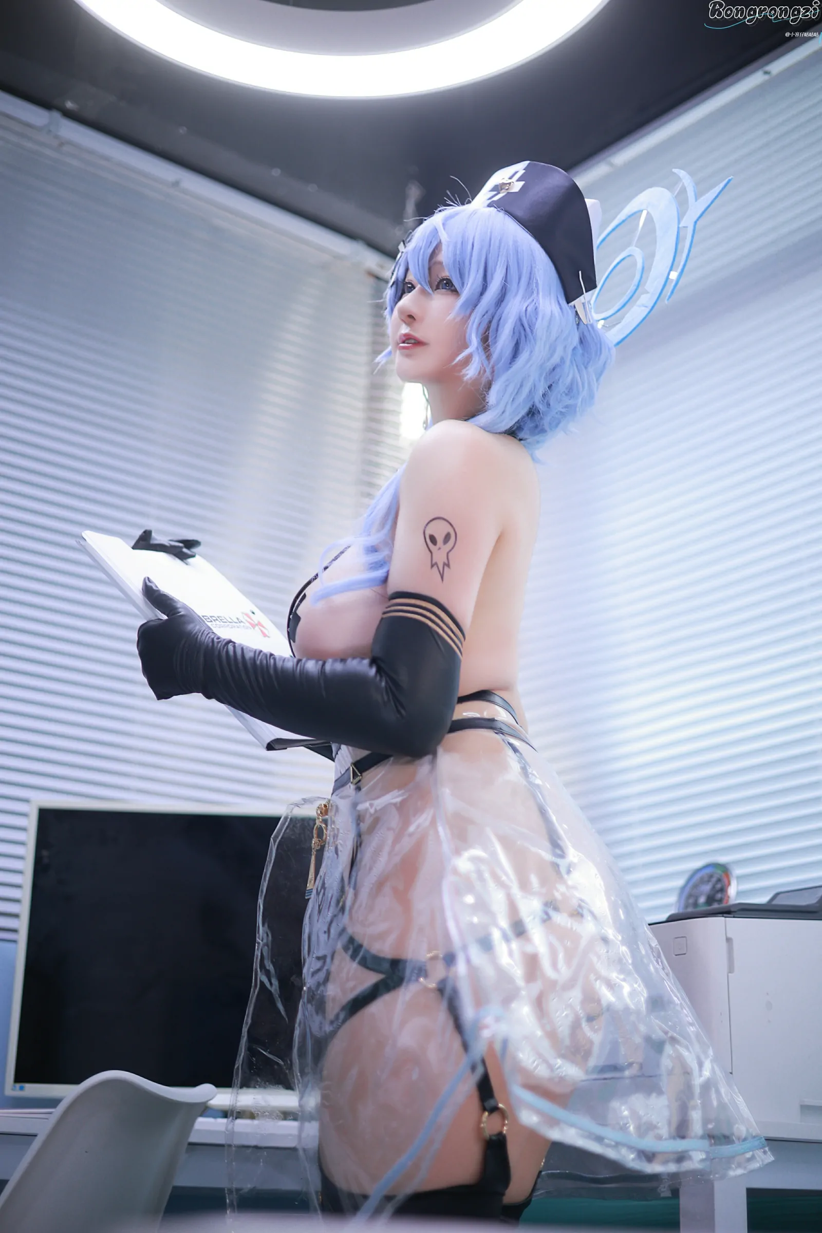 小容仔咕咕咕w – 为师的爱犬-第4张图片-宅男套图吧