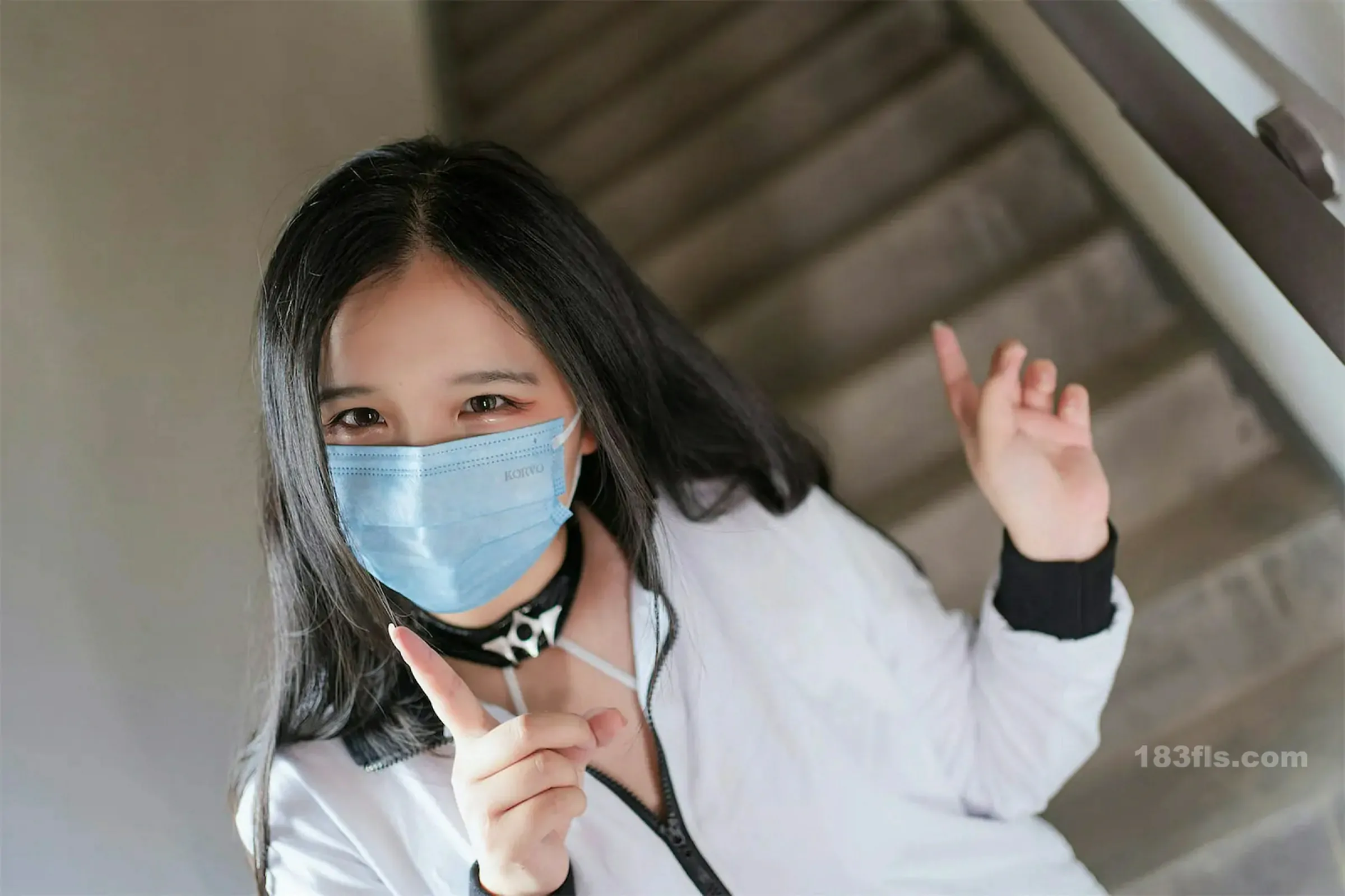 阿半今天很开心 – M楼梯-第4张图片-宅男套图吧