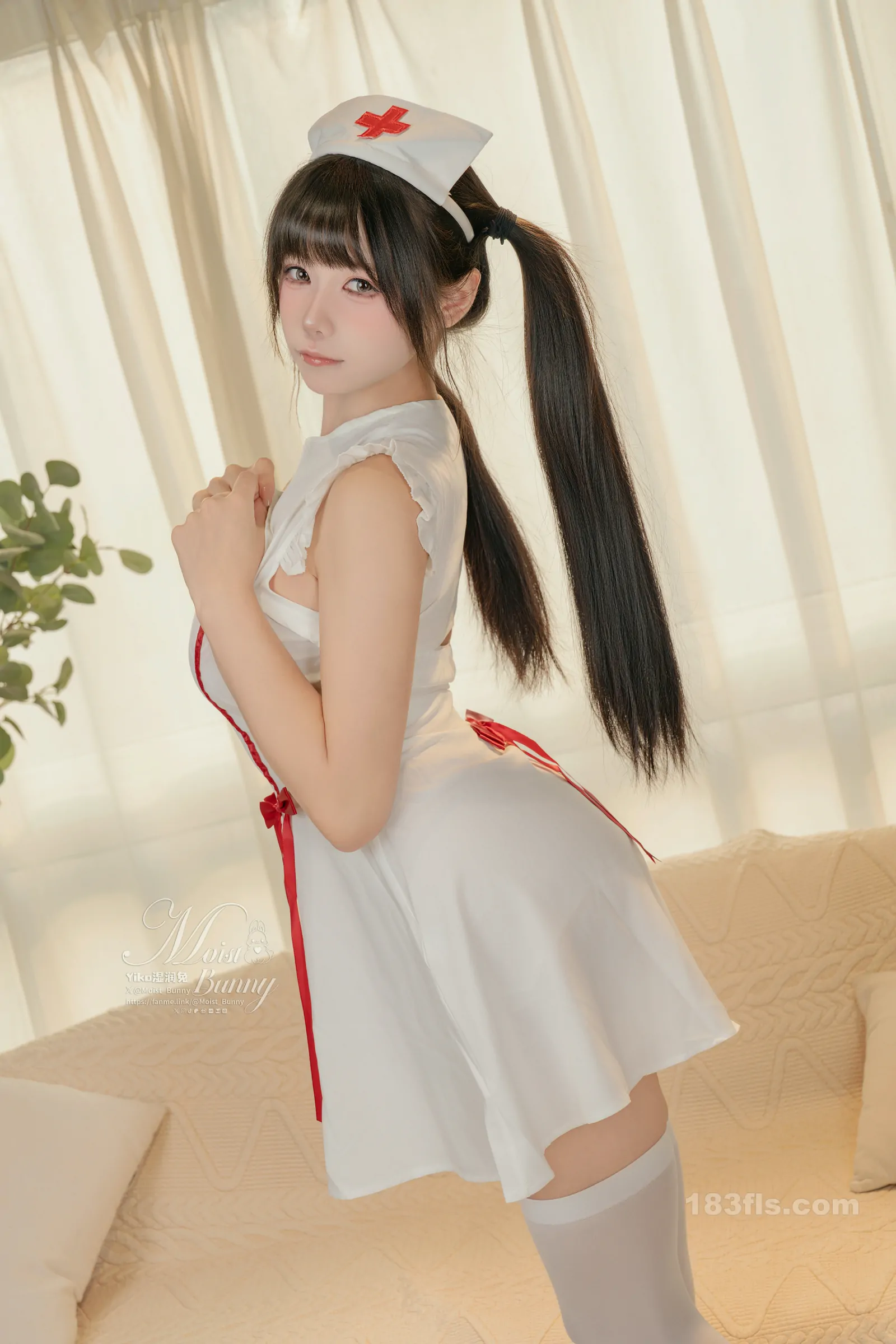 咬一口兔娘(Yiko湿润兔)作品 甜心陪护-第2张图片-宅男套图吧