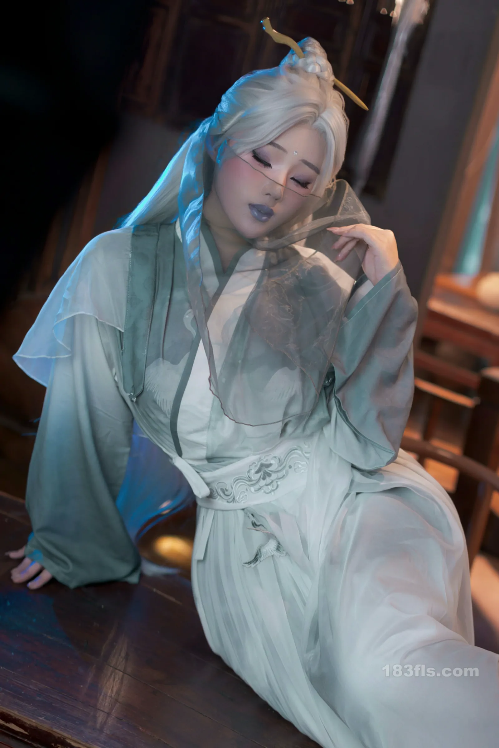 钛合金TiTi - 剑仙师尊-第3张图片-宅男套图吧
