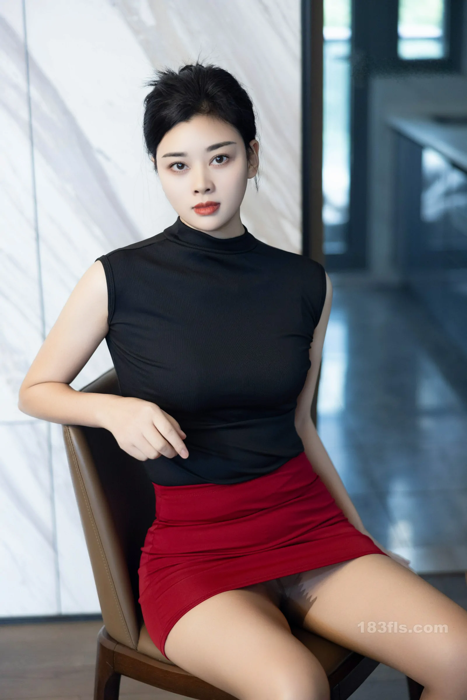 xiuren秀人网福利徐清妍大尺度内购无码流出黑色OL黑丝-第6张图片-宅男套图吧