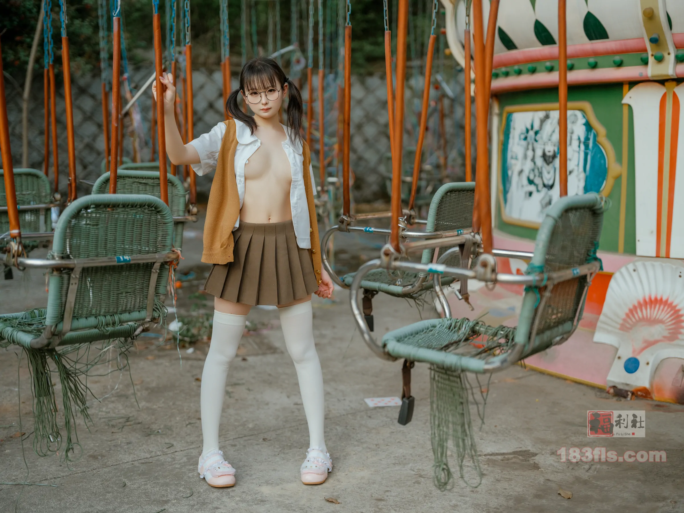 幼水铃衣 - 迷失的生命-第6张图片-宅男套图吧