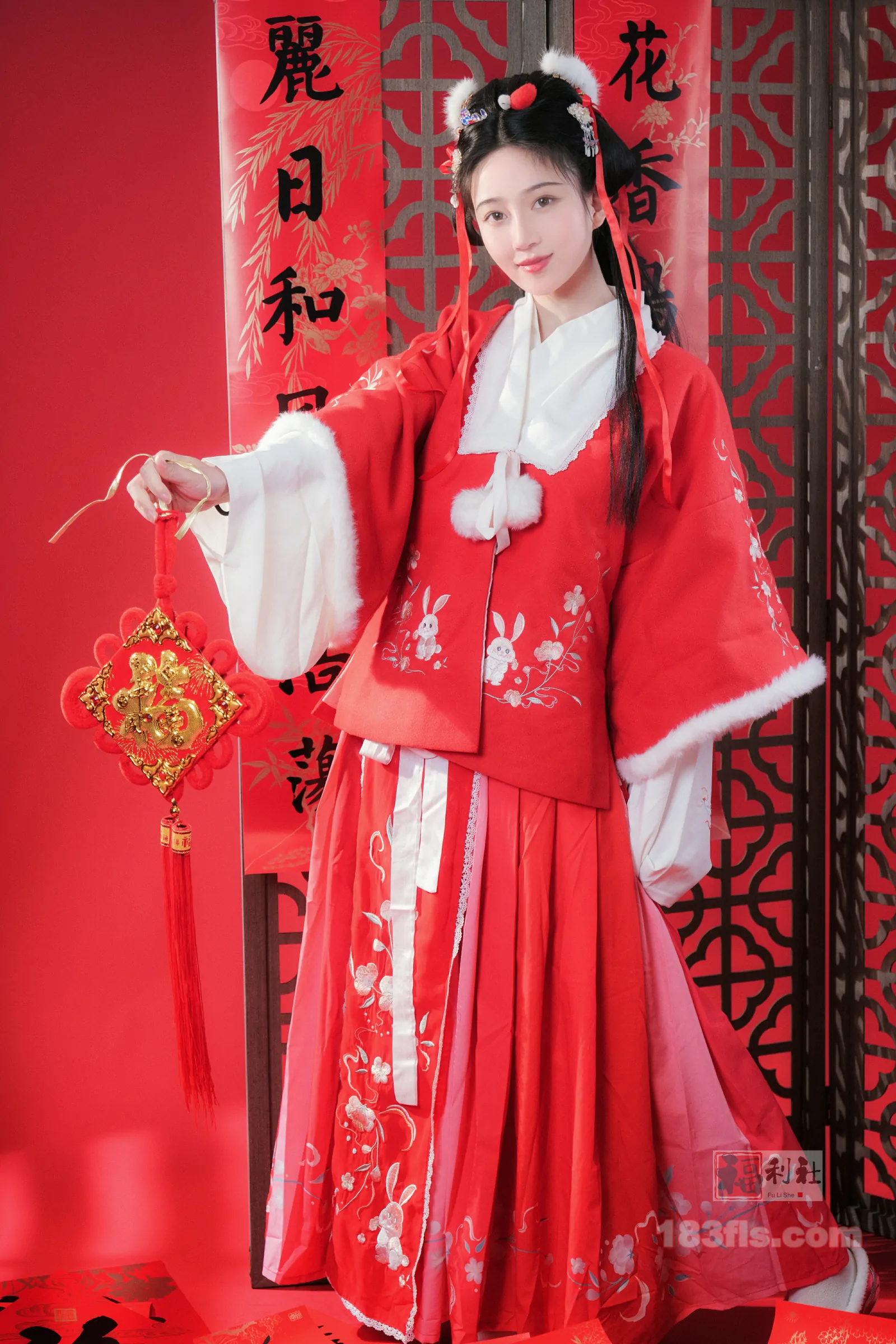 年年nnian - 拜年-第3张图片-宅男套图吧