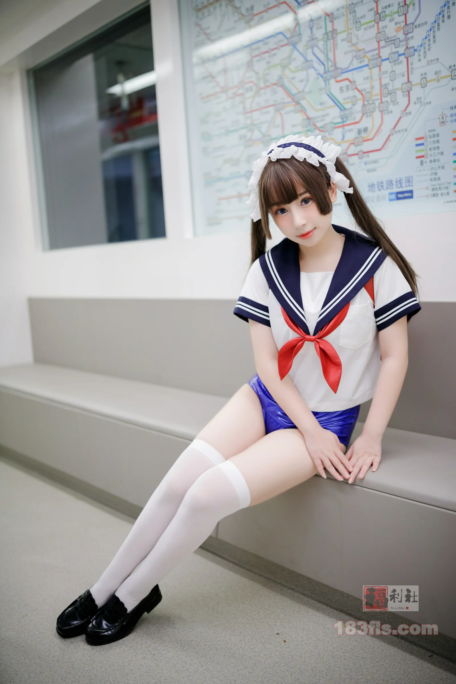 胡桃猫Kurumineko - 电车痴女-第3张图片-宅男套图吧